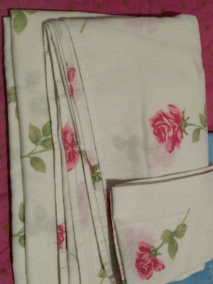 Bed sheet used with roses 1.46x2.40
