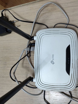 TP-Link TL-WR841N ασύρματο router v14.0 μεταχειρισμένο, 300Mbps Wireless N