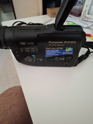 Βιντεοκάμερα Panasonic RX50 σαν καινούργιο με κασέτα VHS-C και αξεσουάρ