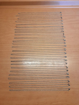 Necklaces with thin chain like new, pack of 25 pieces