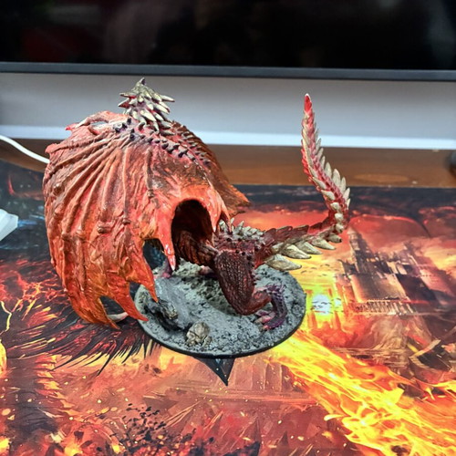 Gargantuan Red Dragon Pathfinder Battles handpainted used