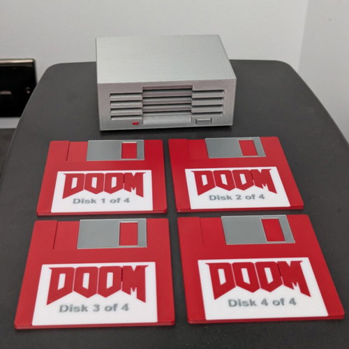 Doom coasters set like new, 4 pieces with holder