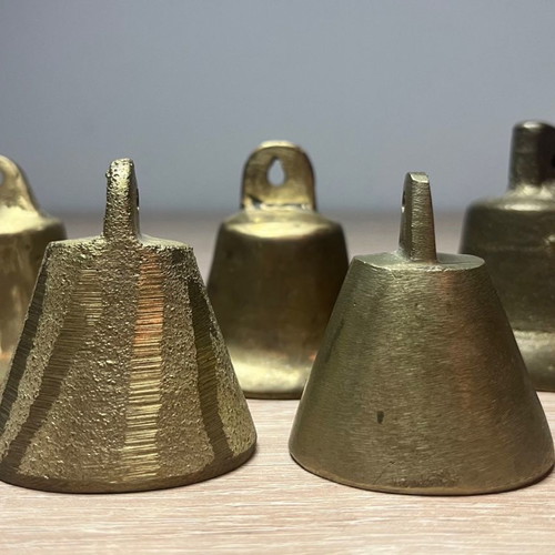 Set of 5 medium-sized bells new