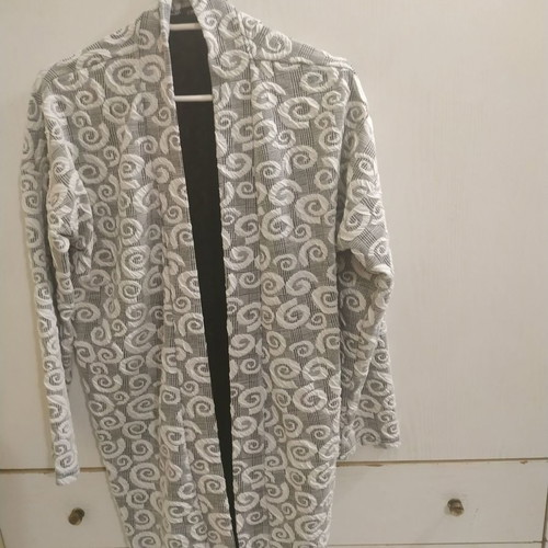 Coat M/L without buttons in white gray new