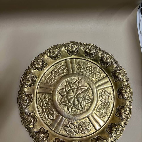 Large handmade copper tray 34cm used