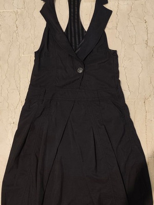 Attrattivo black midi dress like new with decorative button