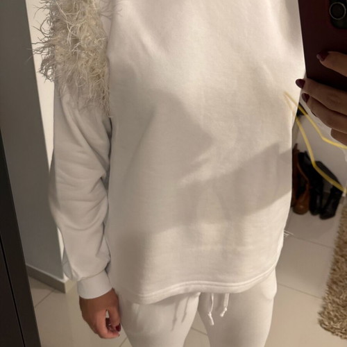 Two-piece set with feathers Large, like new, white