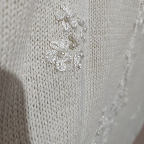 Paramour Exclusive knitted vintage blouse like new, beige with embroidery