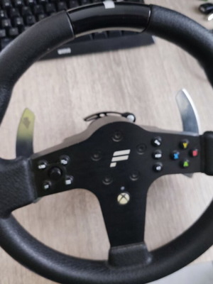 Τιμονιέρα Fanatec CSL Elite 6 Nm μεταχειρισμένη χωρίς πετάλια για PC και Xbox