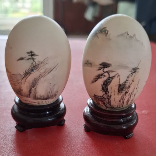 Chinese painting on eggs with stands vintage, like new, set of two