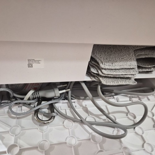Ecovacs Winbot W2 Omni window cleaning robot like new with docking station