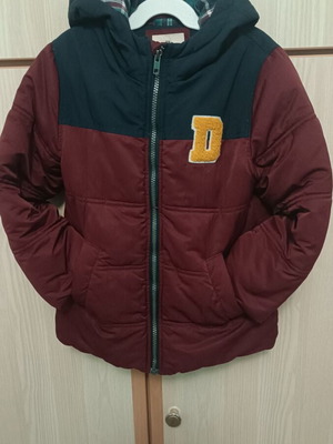 Dpam jacket for 6 years old like new, warm without damages