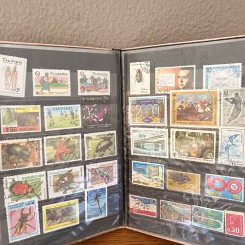 Stamp collection like new with album from 1950 to 2000