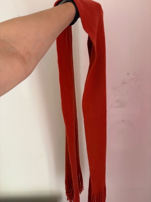 Dark orange scarf like new