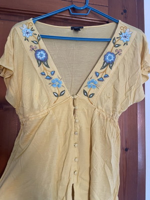 Mango yellow boho blouse with embroidery size M used