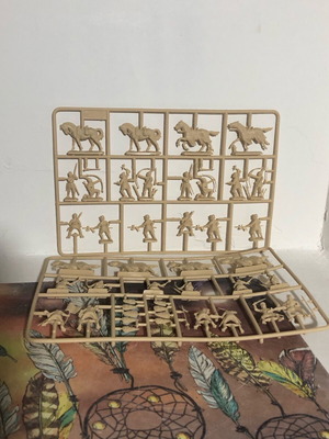 Italeri 6027 English Knights and Archers 100 Years War 1/72 Like New