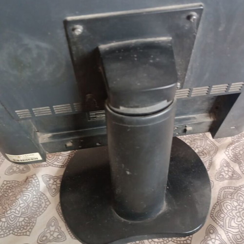 Computer monitor used with cable