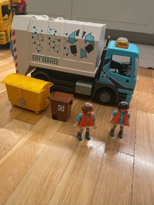 Playmobil сметосъбирач употребяван с 2 контейнера и 2 работници