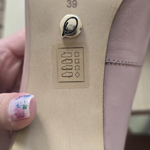 Donna Italiana high heels new, genuine leather, pink powder, 7cm
