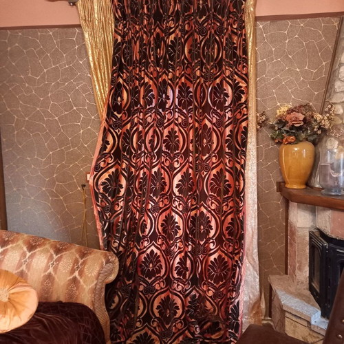 Curtain set used velvet and taffeta with curtain rod
