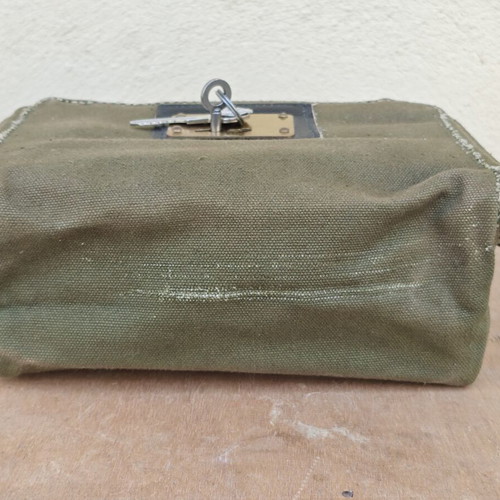 Money transport bag used, Trapeza Pisteos vintage canvas with lock