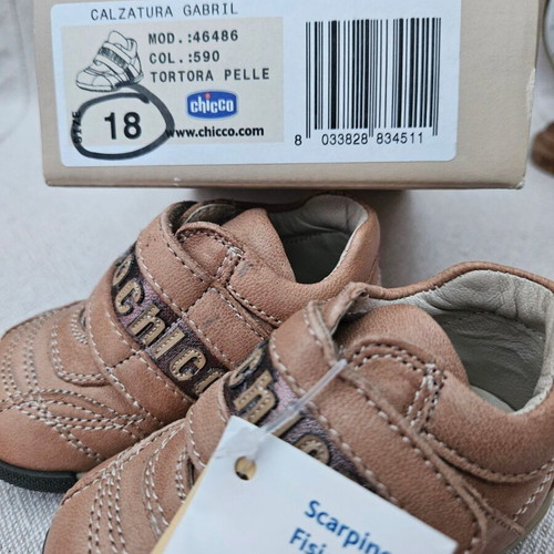 Chicco Gabril leather baby shoes size 18, first steps