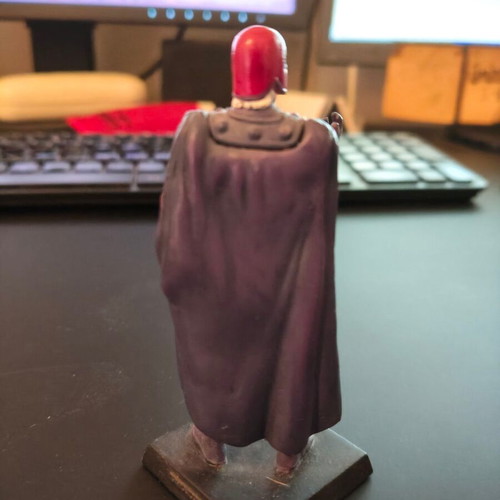 Eaglemoss Marvel Classic Magneto with magazine like new