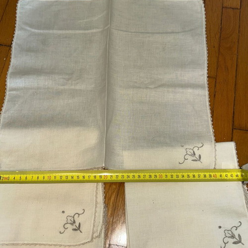 Vintage linen napkins with embroidery and lace set (1960s)
