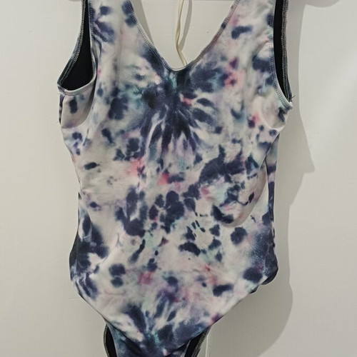 Swimsuit like new, size L