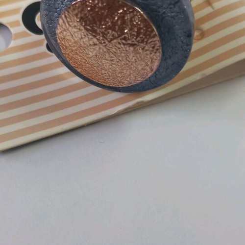 Faux bijoux ring with adjustable size, unused