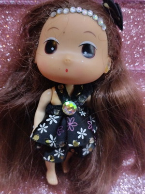 Ddung collectible doll from North Korea like new