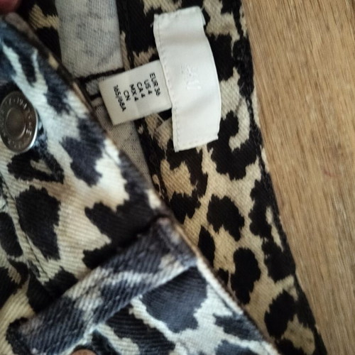 H&M leopard jean like new, brown and beige, size S