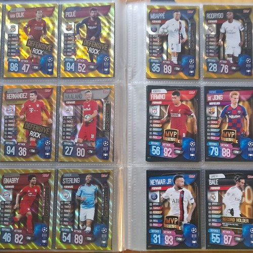 Champions League 2019-2020 Match Attax Extra album with 267 cards, like new