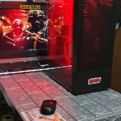 Intel i5 Gaming PC like new with Radeon RX 480 8GB and SSD
