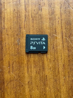 Κάρτα μνήμης PS Vita 8GB σε άριστη κατάσταση