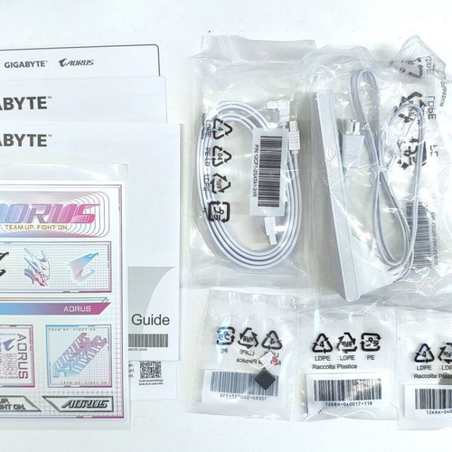 Gigabyte X870 Aorus Stealth Ice motherboard DDR5 Ryzen like new