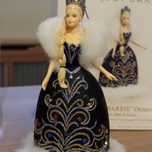 Barbie Keepsake Ornament Celebration 2006 new