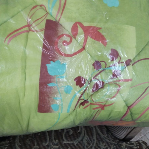 Single quilt new