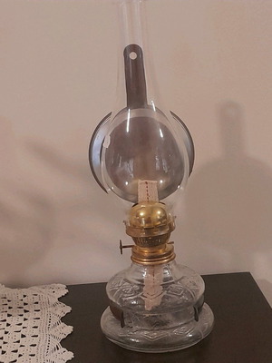 Old glass oil lamp like new, height 35 cm
