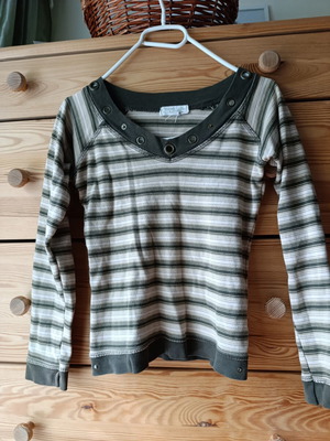 Vintage shirt Forest Girl used, size M, beige and green, 100% cotton