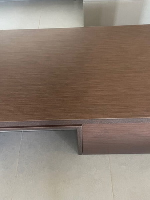 Neoset coffee table with two side tables