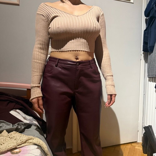 Beige ribbed top like new A.L.E.