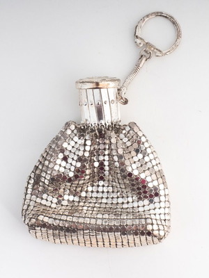 Antique 1920s Art Deco Silver-Plated Mesh Gate Top Flapper Purse
