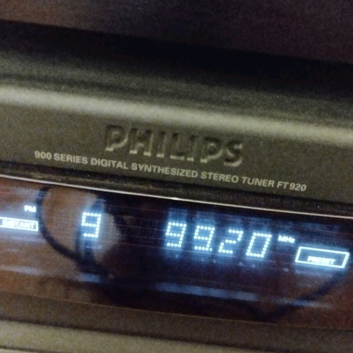 Philips 900 Series Synthesized Stereo Tuner FT-920 used