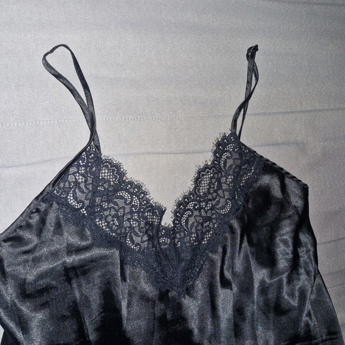 Black nightgown new with lace and adjustable straps size L
