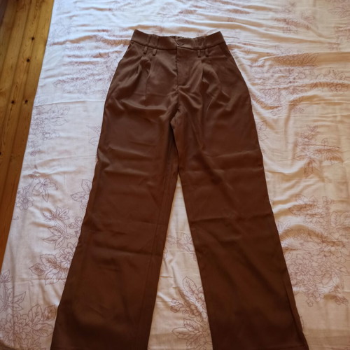 Women's pants wide leg brown size small like new