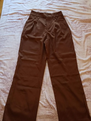 Women's pants wide leg brown size small like new