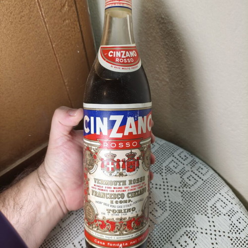 Cinzano Rosso 1975 collectible sealed in original box new