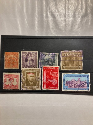 El Salvador 8 used sealed stamps