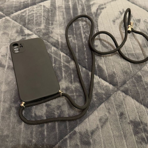 iPhone 11 cases like new, set of 2